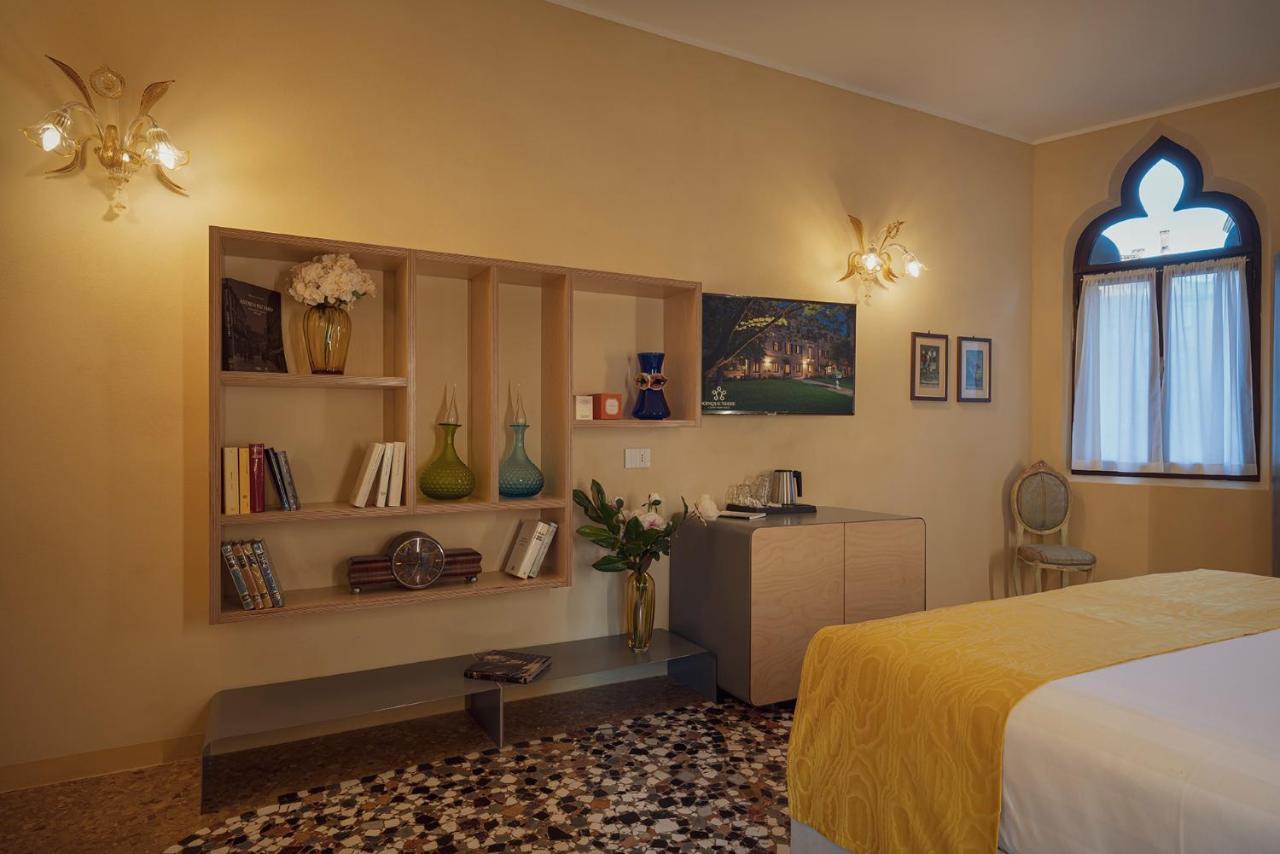 Cinqueteste Luxury 2* Venedig